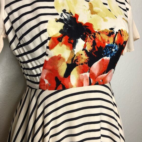 Anthropologie Corey Lynn Calter cream stripe floral asymmetrical dress size 2 - Picture 5 of 16